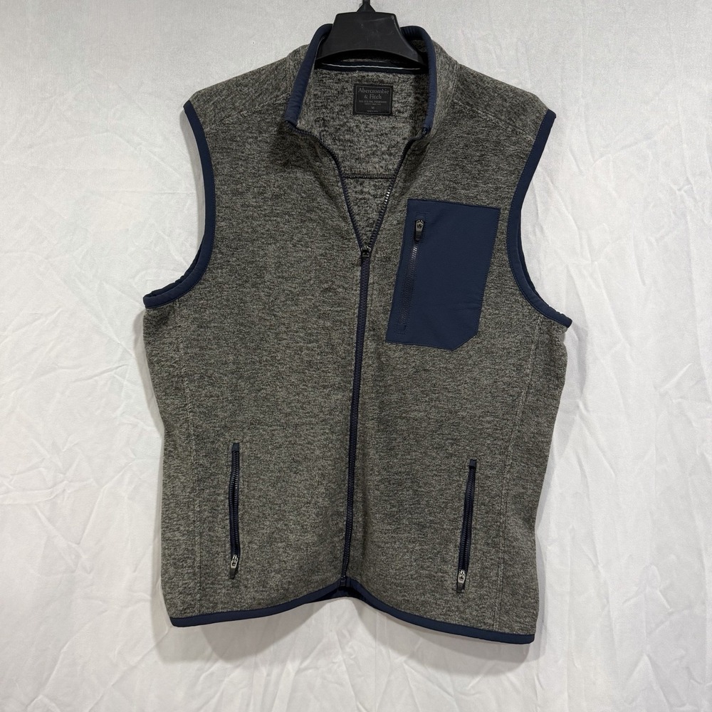 Abercrombie & Fitch Men's Full Zip Vest Gray Fleece Sleeveless Blue Chest Pocket